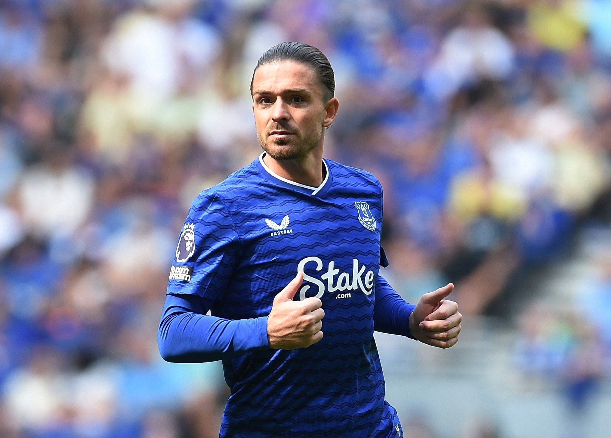 莫耶斯：格拉利什的受伤对我们是巨大的打击 会看看能否引援